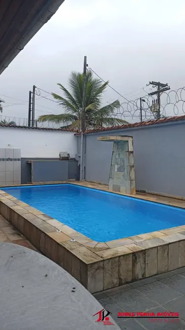 Foto 2 de Casa com 4 quartos à venda, 120m2 em Itanhaem - SP