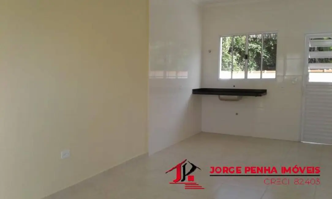 Foto 5 de Casa com 2 quartos à venda, 60m2 em Itanhaem - SP