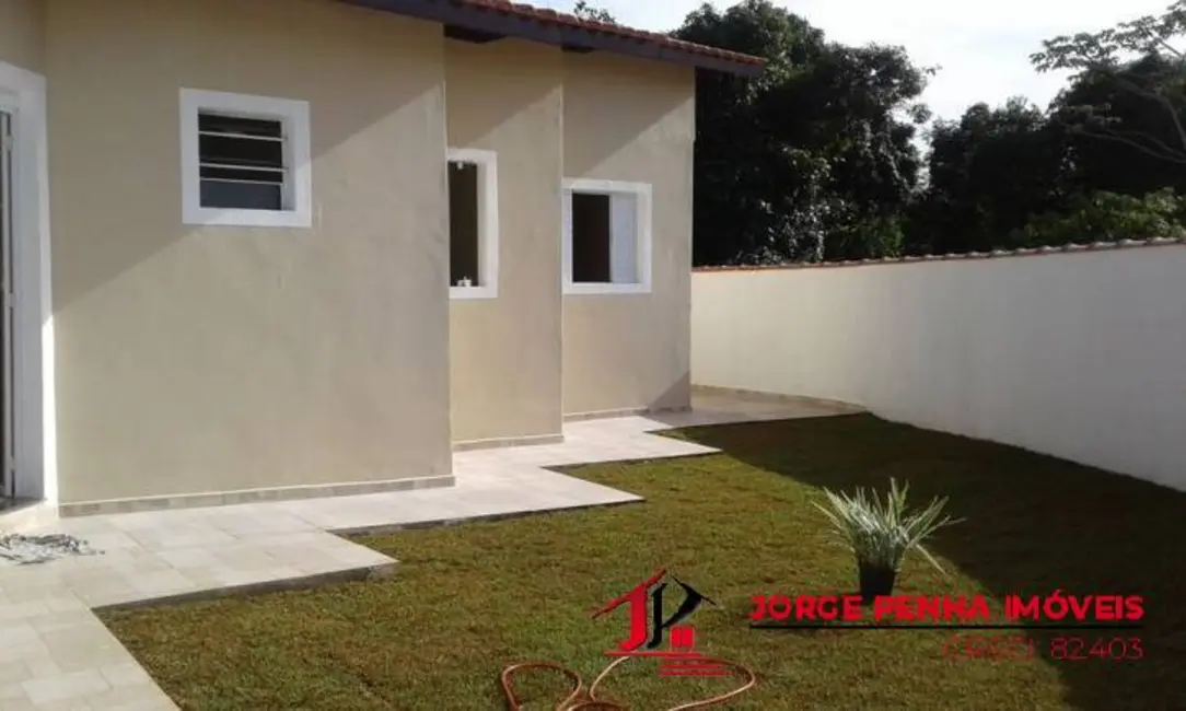 Foto 2 de Casa com 2 quartos à venda, 60m2 em Itanhaem - SP