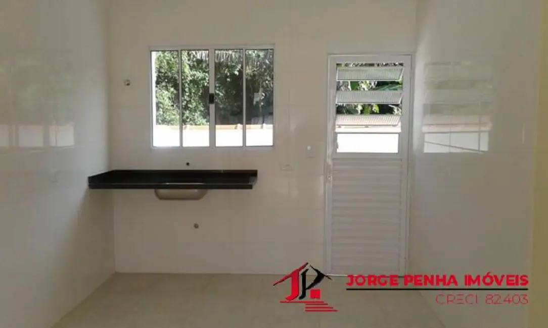 Foto 4 de Casa com 2 quartos à venda, 60m2 em Itanhaem - SP