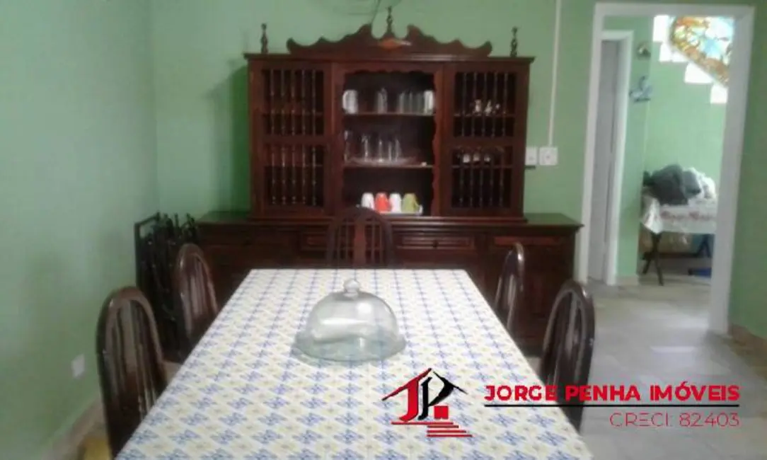 Sobrado com 3 quartos à venda, 300m2 em Itanhaem - SP - imagem 7 Foto 7 de Sobrado com 3 quartos à venda, 300m2 em Itanhaem - SP