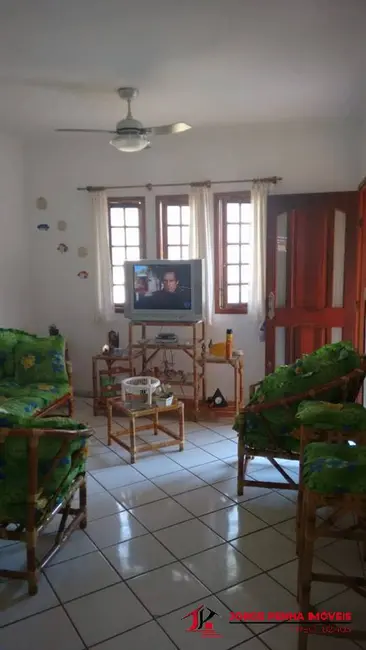 Casa com 3 quartos à venda, 85m2 em Itanhaem - SP - imagem 4 Foto 4 de Casa com 3 quartos à venda, 85m2 em Itanhaem - SP
