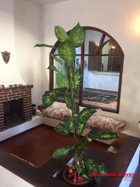 Foto 5 de Casa com 4 quartos à venda em Centro, Itanhaem - SP