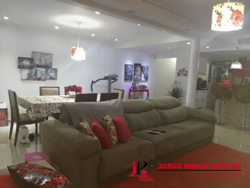 Casa com 2 quartos à venda, 158m2 em Centro, Itanhaem - SP - imagem 5 Foto 5 de Casa com 2 quartos à venda, 158m2 em Centro, Itanhaem - SP