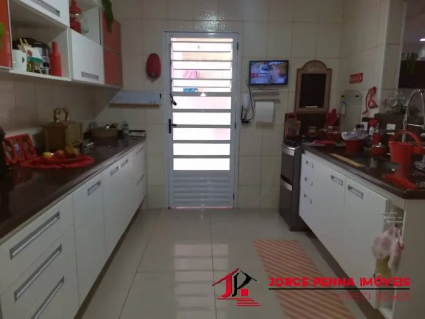 Casa com 2 quartos à venda, 158m2 em Centro, Itanhaem - SP - imagem 7 Foto 7 de Casa com 2 quartos à venda, 158m2 em Centro, Itanhaem - SP