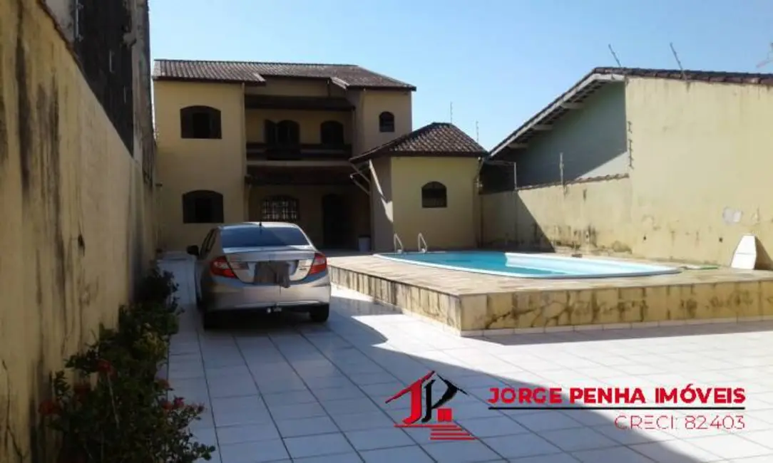 Sobrado com 3 quartos à venda, 317m2 em Itanhaem - SP - imagem 1 Foto 1 de Sobrado com 3 quartos à venda, 317m2 em Itanhaem - SP