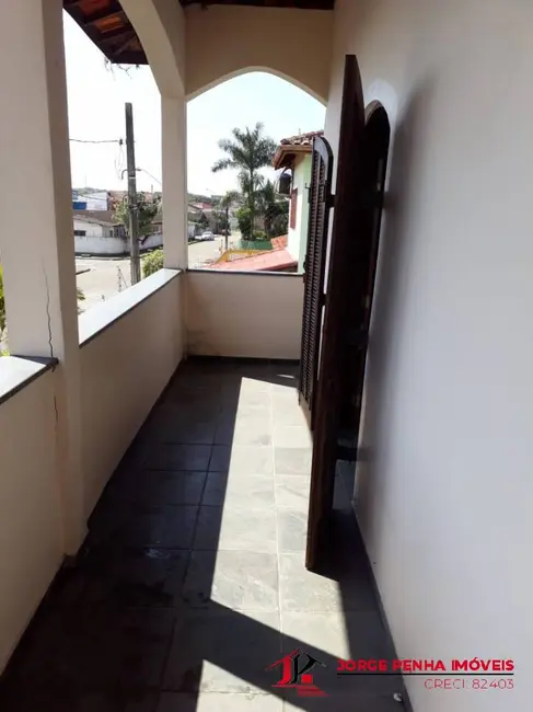 Sobrado com 4 quartos à venda, 287m2 em Itanhaem - SP - imagem 2 Foto 2 de Sobrado com 4 quartos à venda, 287m2 em Itanhaem - SP