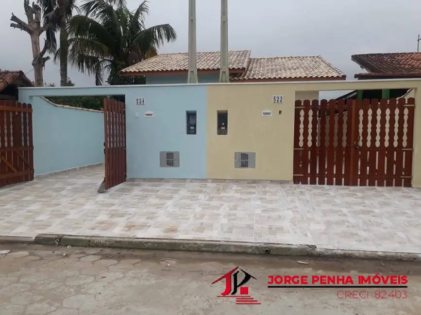 Foto 1 de Casa com 2 quartos à venda, 135m2 em Itanhaem - SP