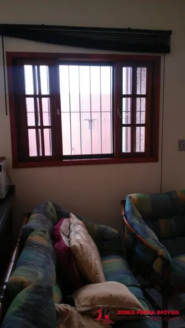 Foto 4 de Casa com 3 quartos à venda, 138m2 em Itanhaem - SP