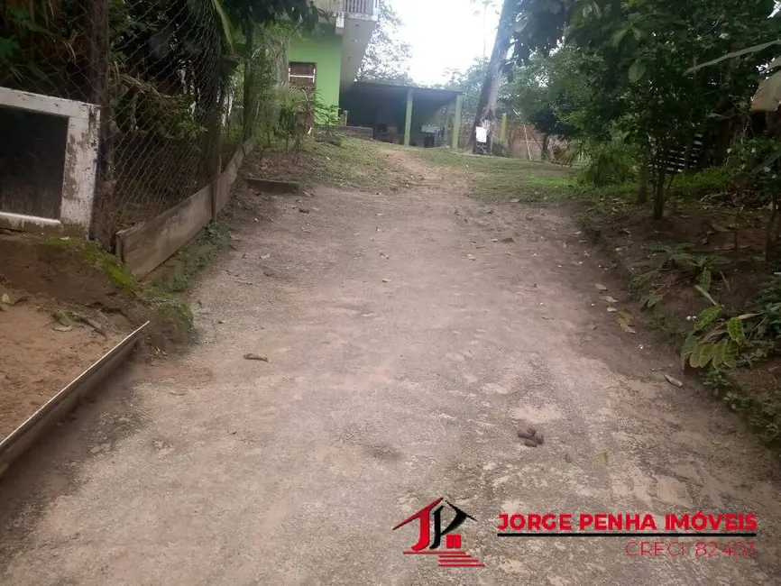 Chácara com 4 quartos à venda, 200m2 em Itanhaem - SP - imagem 4 Foto 4 de Chácara com 4 quartos à venda, 200m2 em Itanhaem - SP
