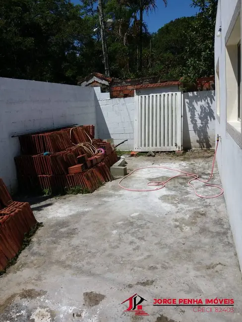 Foto 9 de Casa com 2 quartos à venda, 80m2 em Itanhaem - SP