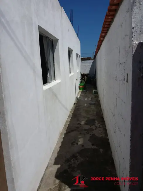 Foto 8 de Casa com 2 quartos à venda, 80m2 em Itanhaem - SP