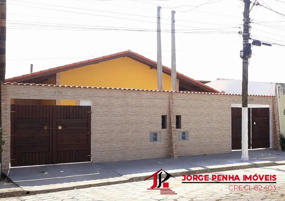 Foto 1 de Casa com 2 quartos à venda, 65m2 em Itanhaem - SP