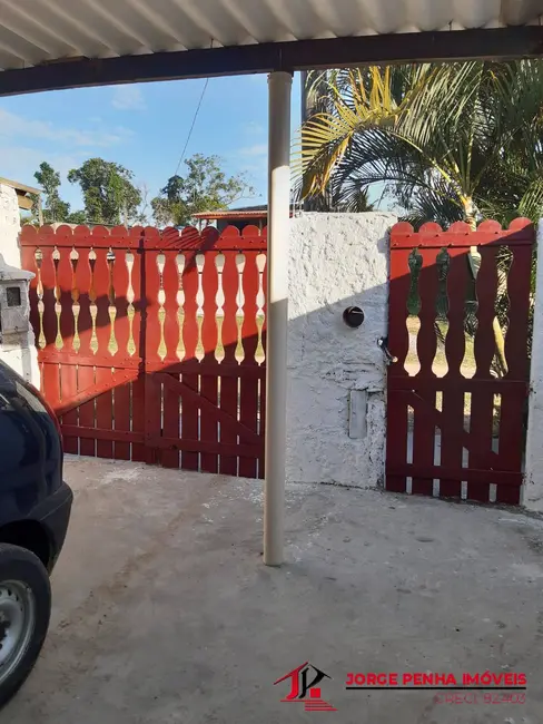 Foto 2 de Casa com 2 quartos à venda, 70m2 em Itanhaem - SP