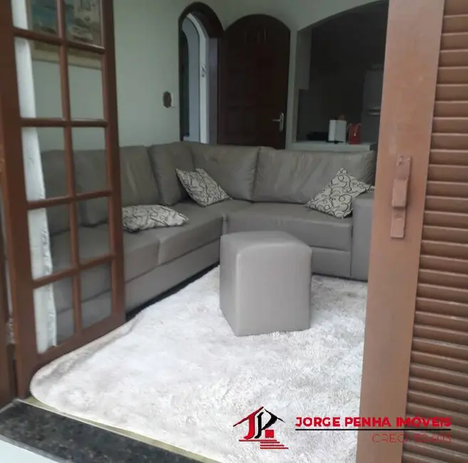 Foto 3 de Casa com 2 quartos à venda, 180m2 em Mongagua - SP