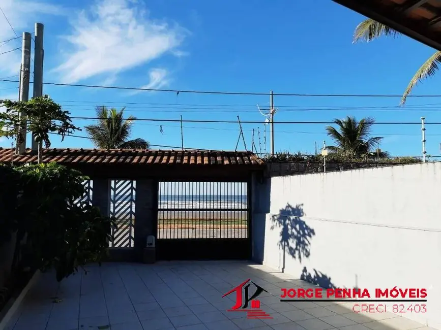 Foto 2 de Casa com 2 quartos à venda, 180m2 em Mongagua - SP
