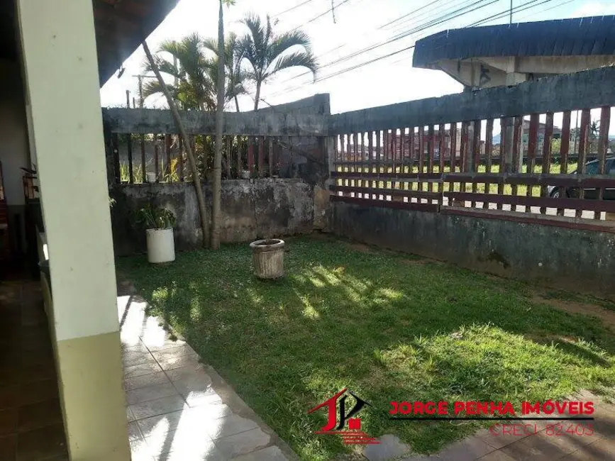 Foto 4 de Casa com 3 quartos à venda, 120m2 em Mongagua - SP