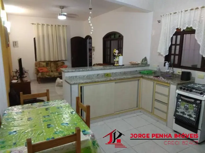 Foto 7 de Casa com 2 quartos à venda, 150m2 em Itanhaem - SP