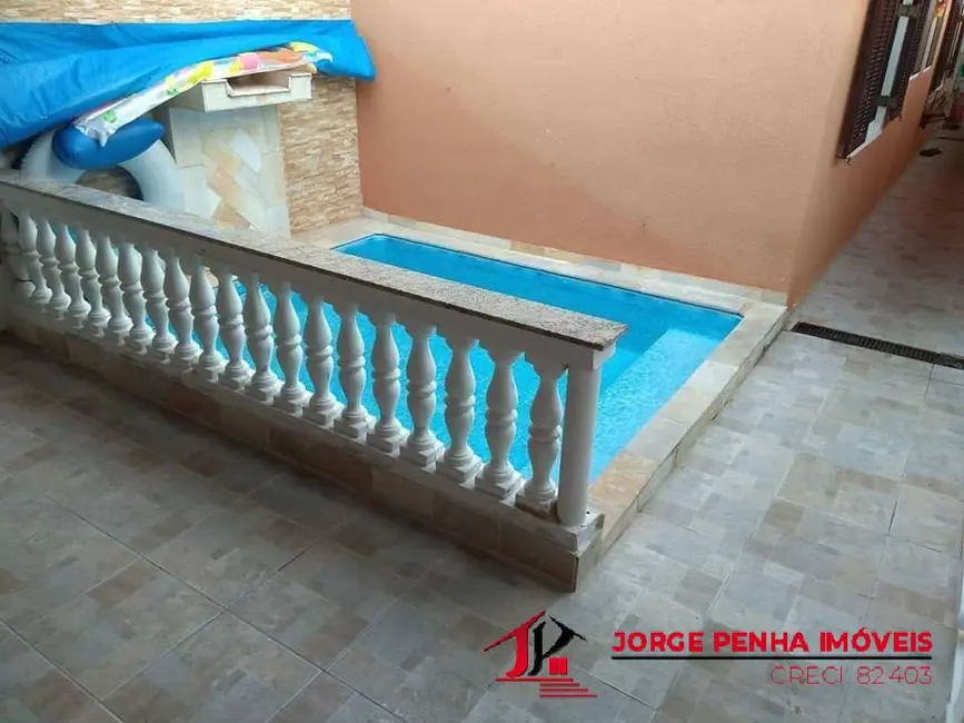 Foto 2 de Casa com 2 quartos à venda, 150m2 em Itanhaem - SP