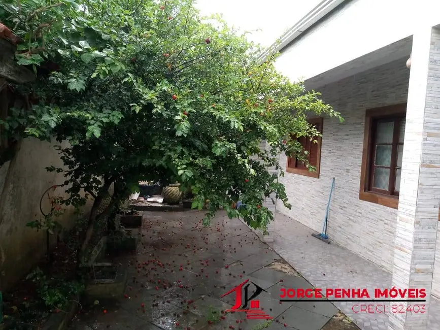 Foto 1 de Casa com 2 quartos à venda, 180m2 em Itanhaem - SP