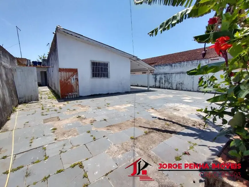 Foto 2 de Casa com 2 quartos à venda, 90m2 em Mongagua - SP