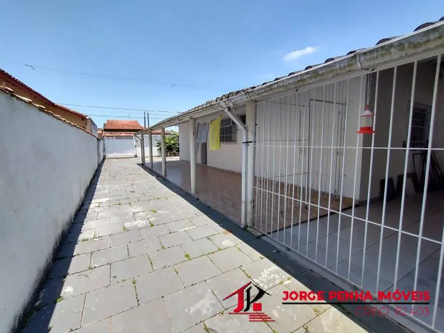 Foto 4 de Casa com 2 quartos à venda, 90m2 em Mongagua - SP