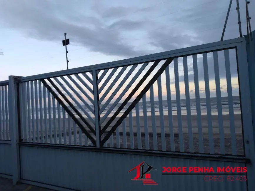 Foto 1 de Casa com 2 quartos à venda, 400m2 em Itanhaem - SP