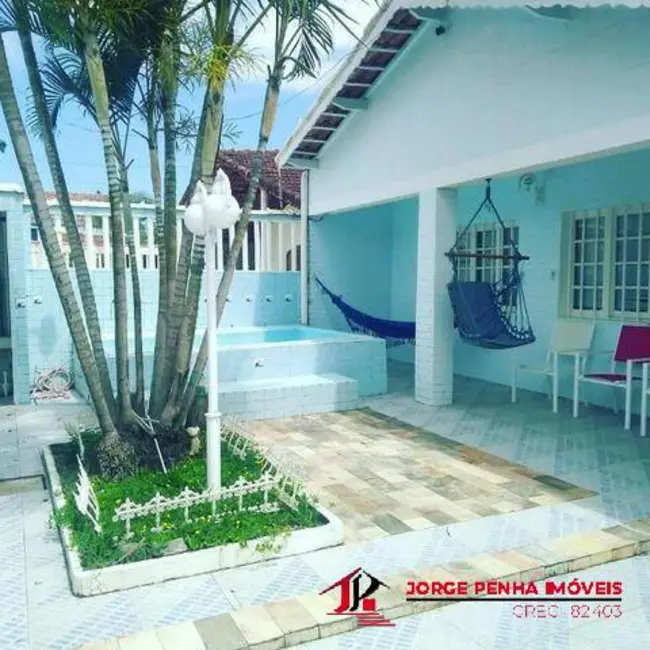 Foto 1 de Casa com 4 quartos à venda, 250m2 em Mongagua - SP