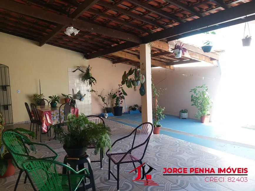 Casa com 2 quartos à venda, 78m2 em Itanhaem - SP - imagem 5 Foto 5 de Casa com 2 quartos à venda, 78m2 em Itanhaem - SP
