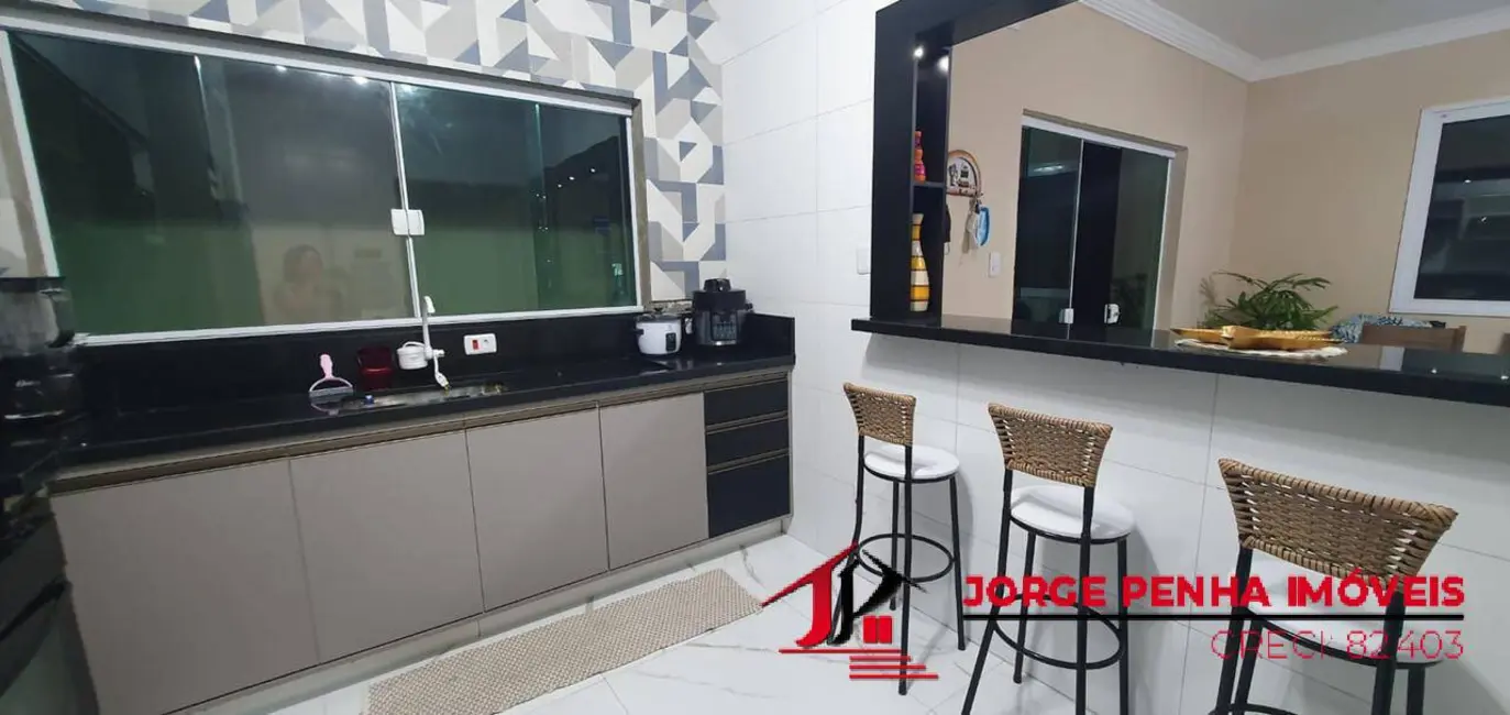 Foto 5 de Casa à venda em Itanhaem - SP