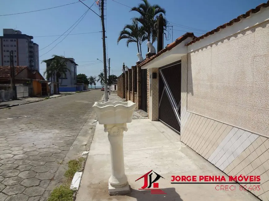 Foto 8 de Casa com 3 quartos à venda, 429m2 em Mongagua - SP