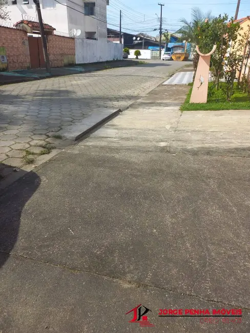 Foto 9 de Casa com 3 quartos à venda, 300m2 em Itanhaem - SP