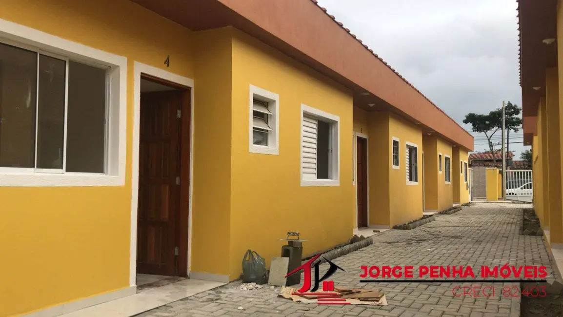 Foto 1 de Casa com 2 quartos à venda em Itanhaem - SP