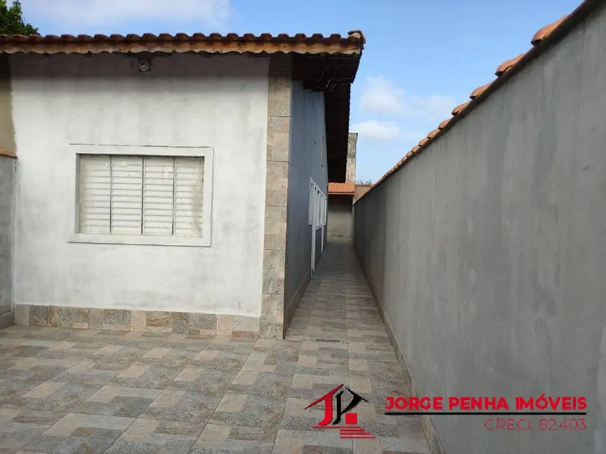 Foto 3 de Casa com 2 quartos à venda, 150m2 em Itanhaem - SP