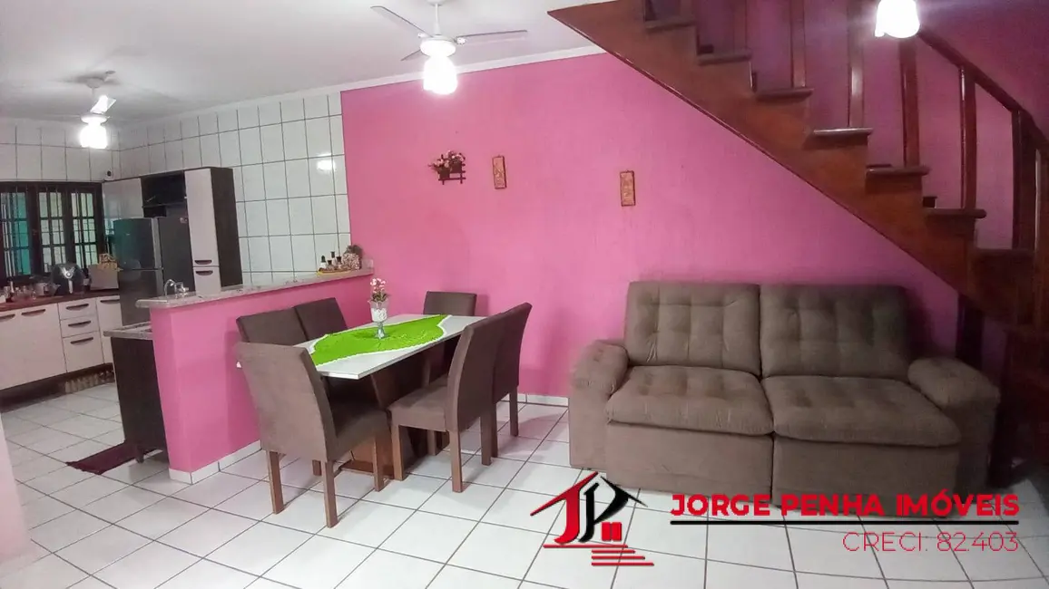 Casa com 3 quartos à venda, 283m2 em Itanhaem - SP - imagem 6 Foto 6 de Casa com 3 quartos à venda, 283m2 em Itanhaem - SP