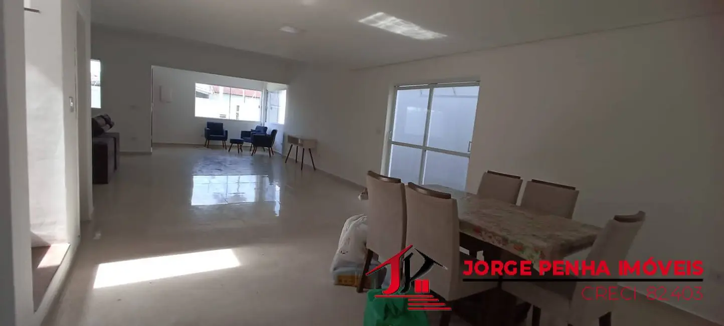 Foto 5 de Casa com 4 quartos à venda, 360m2 em Itanhaem - SP