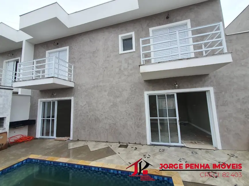 Foto 1 de Casa com 3 quartos à venda em Itanhaem - SP