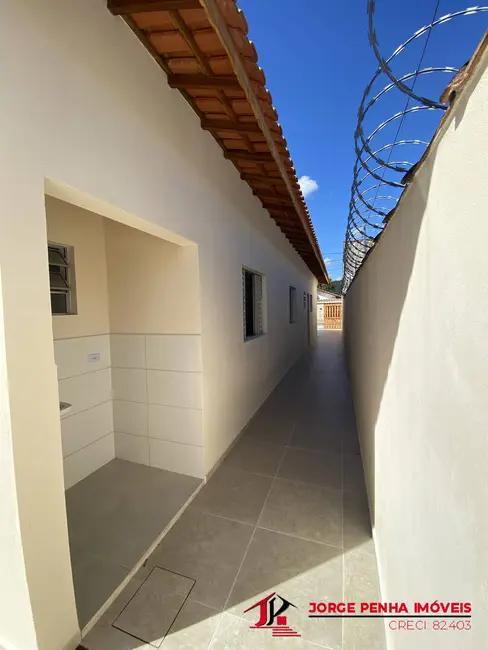 Casa com 2 quartos à venda, 125m2 em Itanhaem - SP - imagem 1 Foto 1 de Casa com 2 quartos à venda, 125m2 em Itanhaem - SP