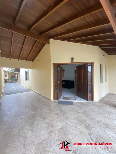 Foto 3 de Casa com 4 quartos à venda e para alugar em Itanhaem - SP