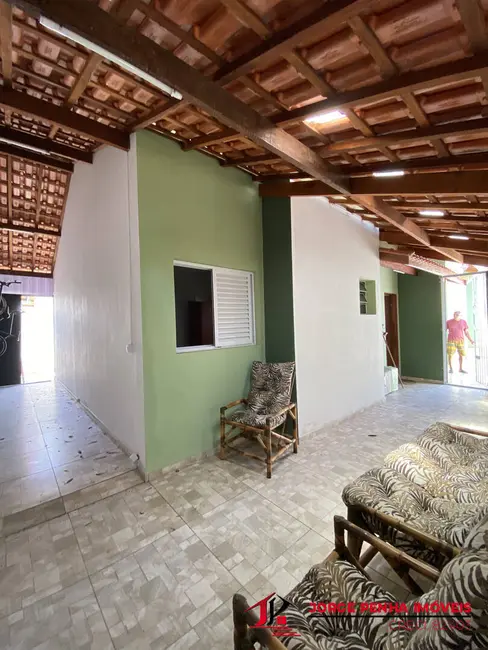 Foto 1 de Casa com 2 quartos à venda em Itanhaem - SP