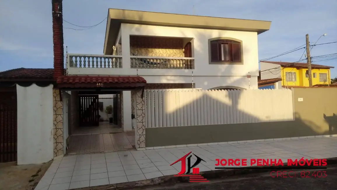 Foto 1 de Casa com 3 quartos à venda, 256m2 em Itanhaem - SP
