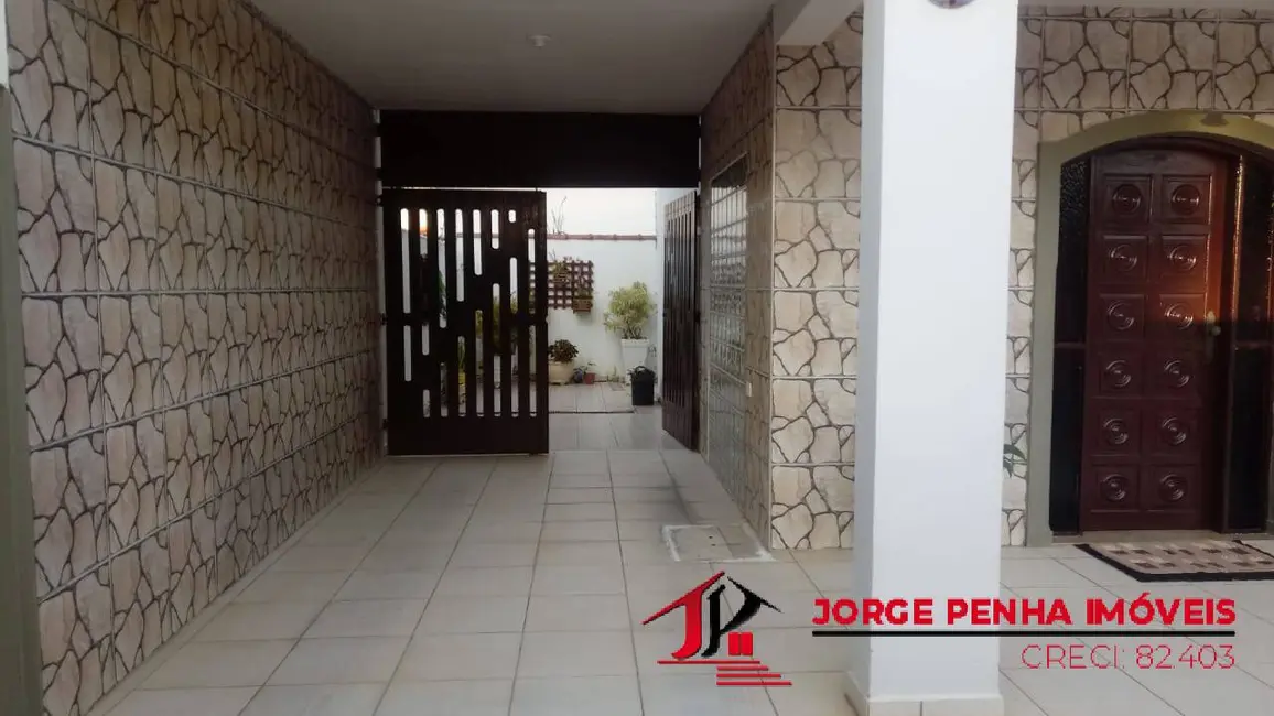 Foto 4 de Casa com 3 quartos à venda, 256m2 em Itanhaem - SP