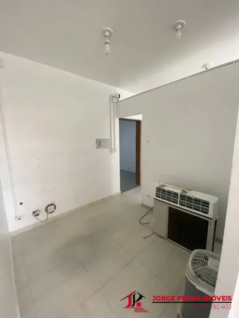 Sala Comercial à venda, 250m2 em Centro, Itanhaem - SP - imagem 3 Foto 3 de Sala Comercial à venda, 250m2 em Centro, Itanhaem - SP