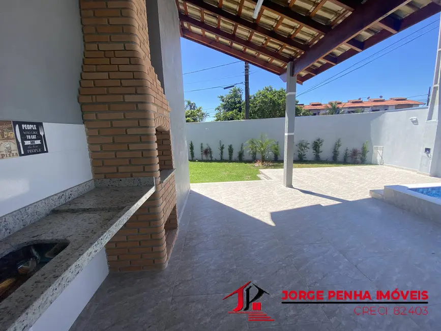 Casa com 3 quartos à venda em Itanhaem - SP - imagem 4 Foto 4 de Casa com 3 quartos à venda em Itanhaem - SP