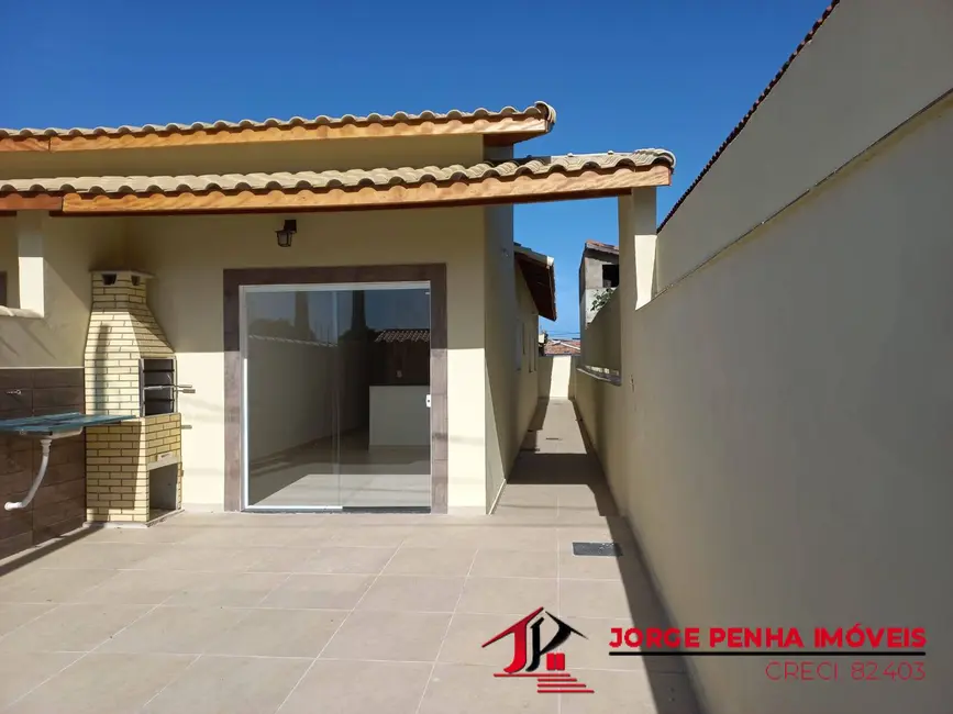 Foto 2 de Casa com 2 quartos à venda, 64m2 em Itanhaem - SP