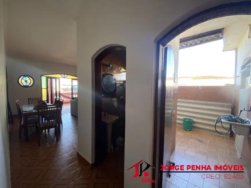 Foto 9 de Casa com 4 quartos para alugar em Itanhaem - SP