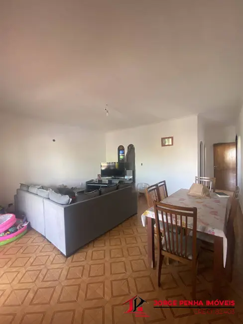 Foto 4 de Casa com 4 quartos para alugar em Itanhaem - SP