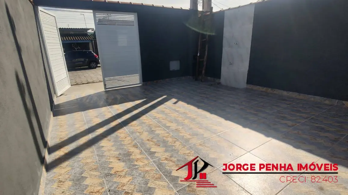 Foto 2 de Casa com 2 quartos à venda em Itanhaem - SP
