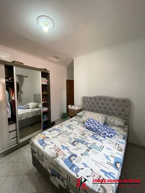 Foto 4 de Casa com 2 quartos à venda em Itanhaem - SP
