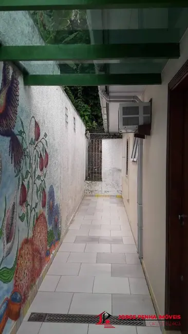 Foto 2 de Casa com 3 quartos à venda em Centro, Itanhaem - SP